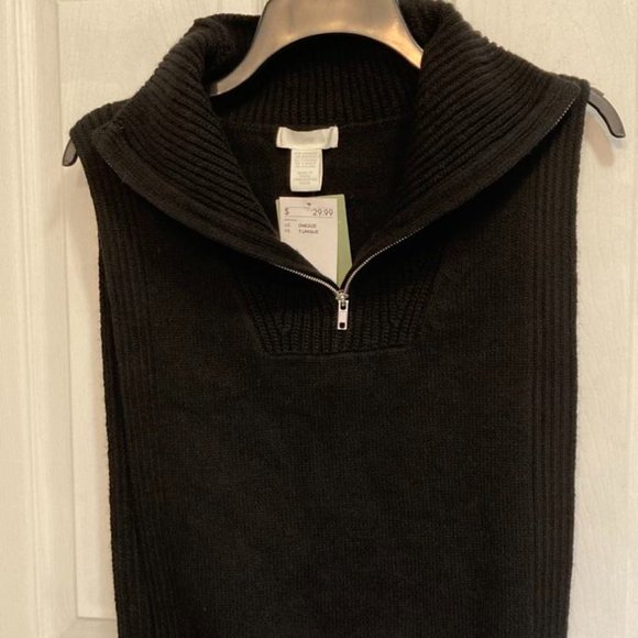 Black Open-Sided Vest With Zipper Neck - Picture 1 of 5